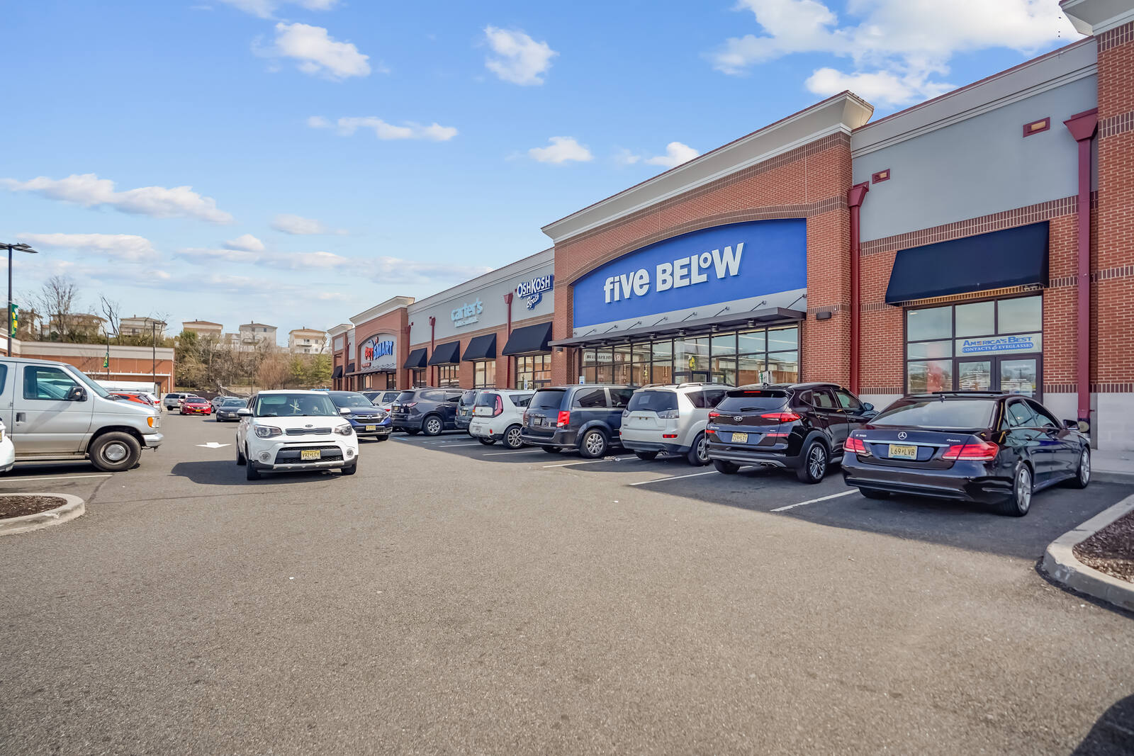 KEARNY SQUARE | ShopCore Properties